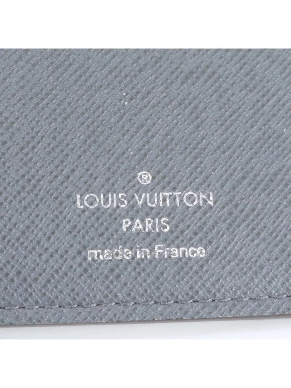 Louis Vuitton Taiga Portefeuille Brazza Glacier Leather Wallet Bifold
